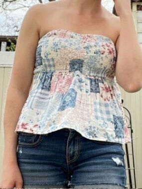 American Eagle Outfitters Patchwork Smocked Strapless babydoll top Sz-XXL. FF10